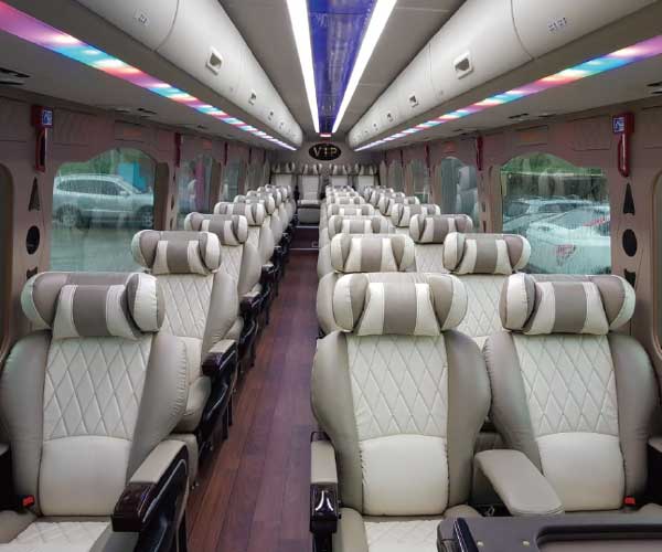 private charter bus